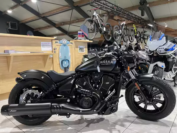 Indian Scout Bobber Ltd + Tech Black Smoke - Photo 1
