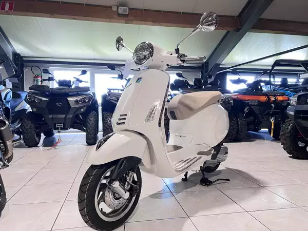 Vespa Primavera 125 S - Photo 2