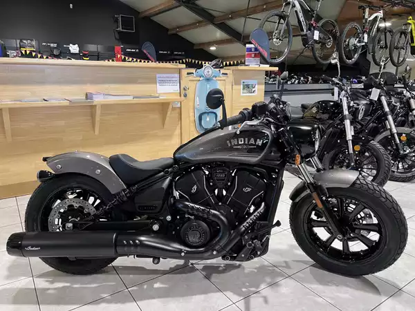 Indian Scout Bobber Ltd + Tech Heavy Metal - Photo 1