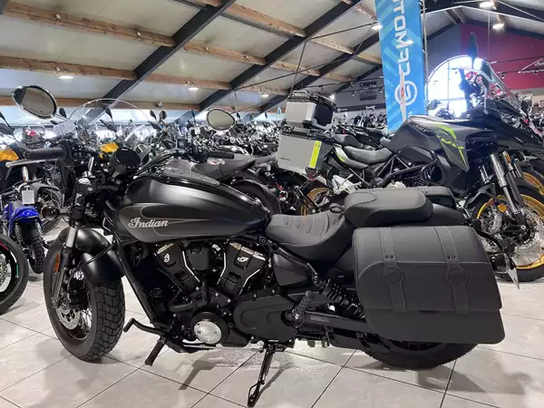 Indian Super Scout 1250 Ltd + Tech Black Nara Bronze Metallic - Photo 3