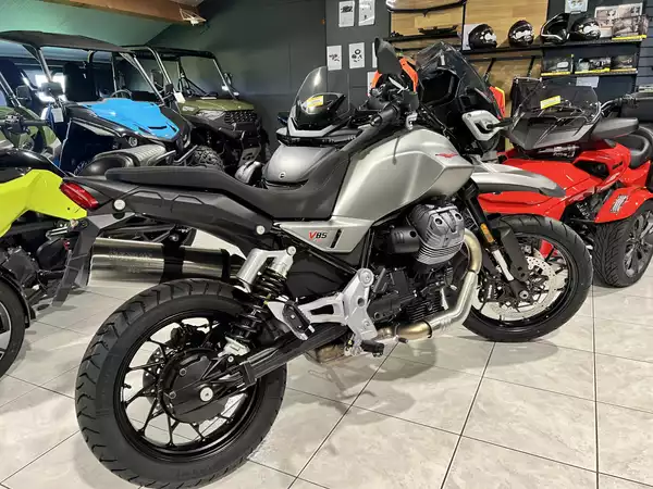 Moto Guzzi V 85 TT Strada - Photo 2