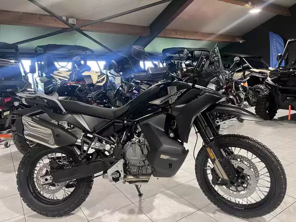 CF Moto 800 MT X - Photo 1
