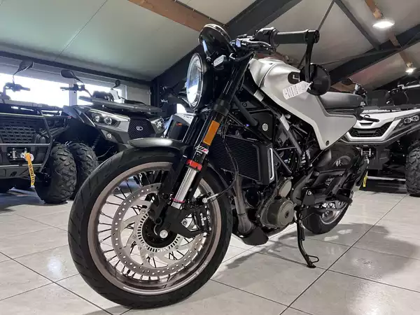 Husqvarna Vitpilen 401 - Photo 2