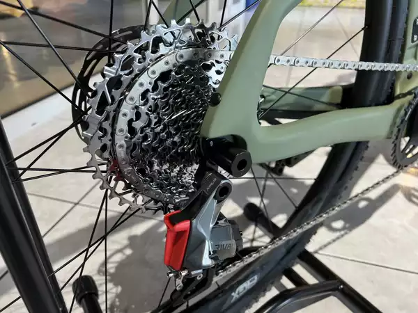 Moser e-Gravel Rival carbon 42Nm Taille S / 250Wh, 36 V. - Photo 2