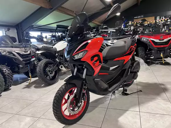 Aprilia SR 125 GT SPORT RED - Photo 2