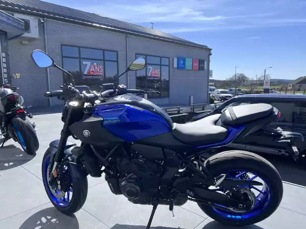 Yamaha MT-07 - Photo 3