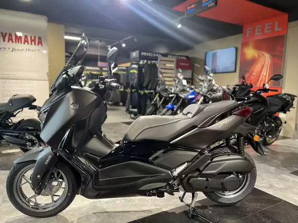 Yamaha X-Max 125 TECHMAX + - Photo 3
