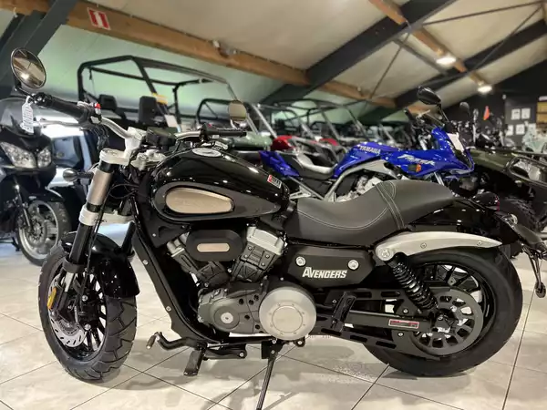 Benda Avengers 125 - Photo 3