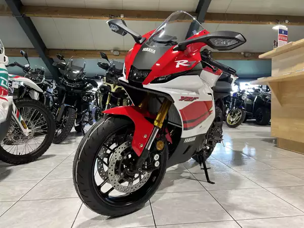 Yamaha R7 70 TH - Photo 2