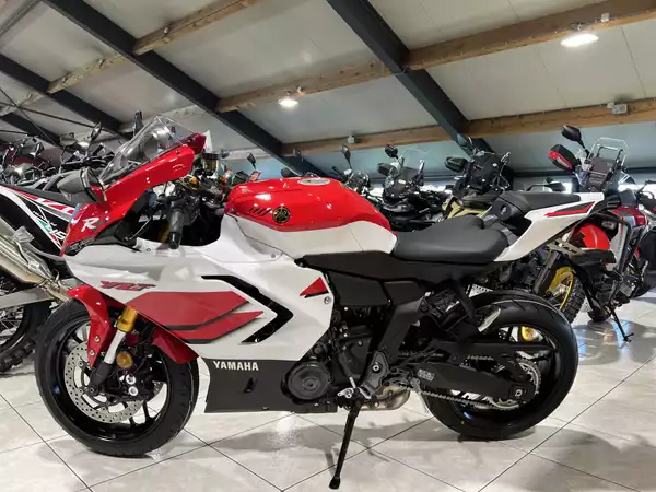 Yamaha R7 70 TH - Photo 3