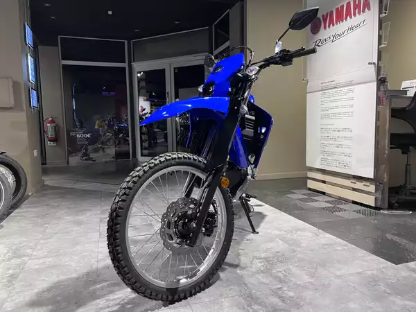 Yamaha WR 125 - Photo 2