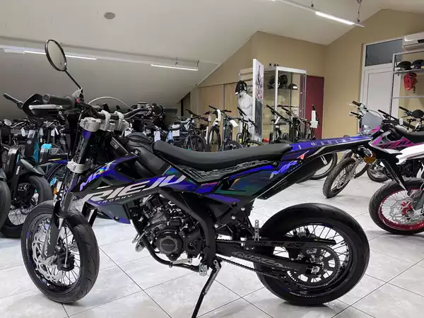 Rieju MRT 50 SM Trophy Mirage - Photo 3