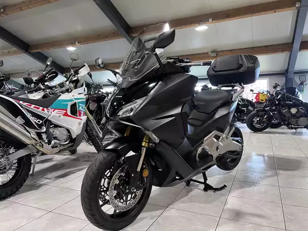 Honda Forza 750 750 - Photo 2