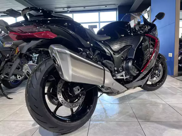 Suzuki Hayabusa 1300 - Photo 2