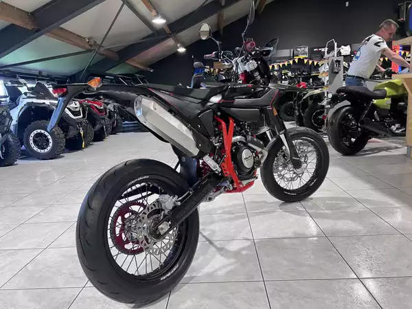 Beta RR Motard 125 - Photo 2