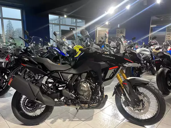 Suzuki V-Strom 800DE - Photo 1