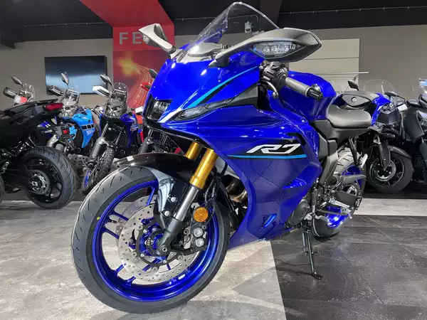 Yamaha R7 - Photo 2