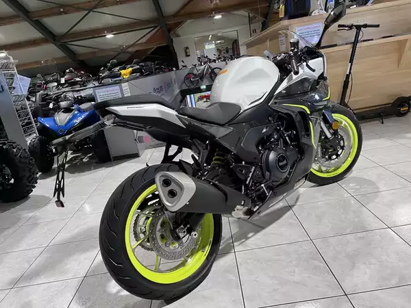 Benelli Tornado 550 - Photo 2