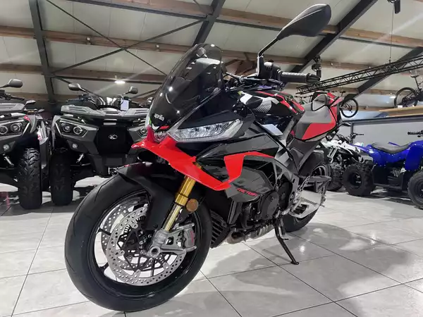 Aprilia Tuono 1100 FACTORY - Photo 2