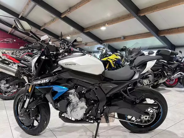 CF Moto 675 NK - Photo 3