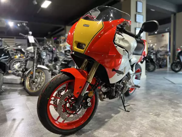 Yamaha XSR 900 GP - Photo 2