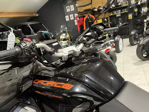 CF Moto CForce 1000 TOURING PREM. L7 - Photo 2