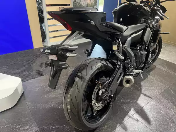 Yamaha R7 - Photo 2