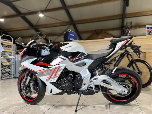 Zontes 703 RR BREMBO - Photo 3