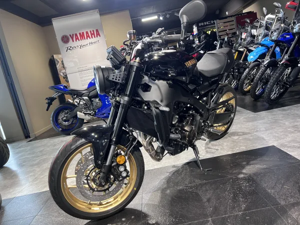 Yamaha XSR 900 - Photo 2