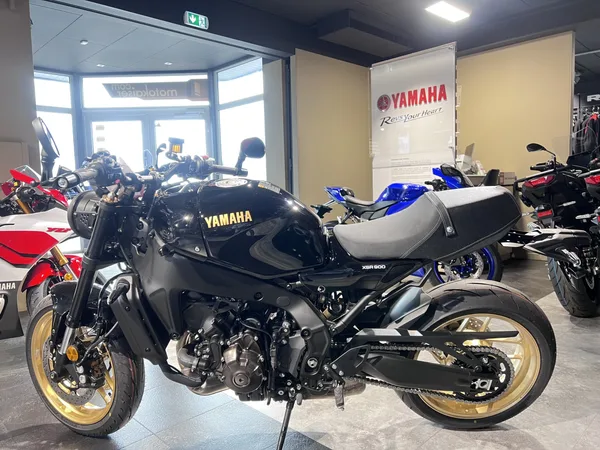 Yamaha XSR 900 - Photo 3