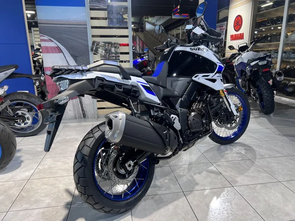 Suzuki V-Strom 1050 DE - Photo 2