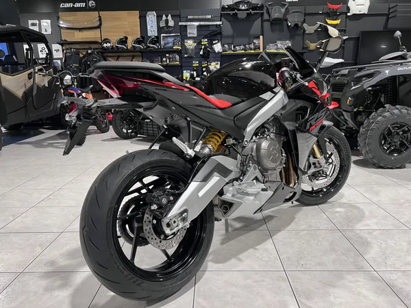 Aprilia RS 660 FACTORY aussi en 35 KW - Photo 2