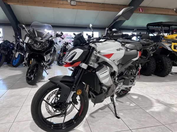 Aprilia TUONO 457 - Photo 2