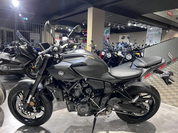 Yamaha MT-07 + QuickShifter offert - Photo 3