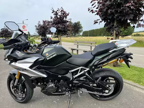 Suzuki GSX-S 1000GX - Photo 3