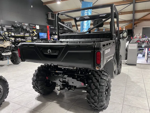 Can Am Traxter XU 62 HD7 VT TR 25 DPS 60 km/h - Photo 2