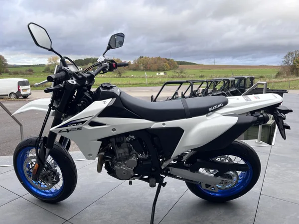 Suzuki DR-Z 400 Supermotard - Photo 3
