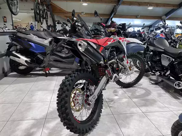 Fantic Enduro 125 4T XEF COMPETITION - Photo 2