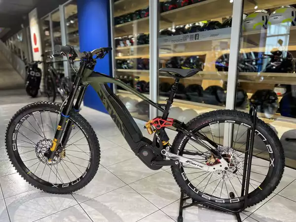 Fantic XXF 2.0 FACTORY Öhlins 720Wh, 29''-27,5'', freins 4 pistons, 90 Nm - Photo 3