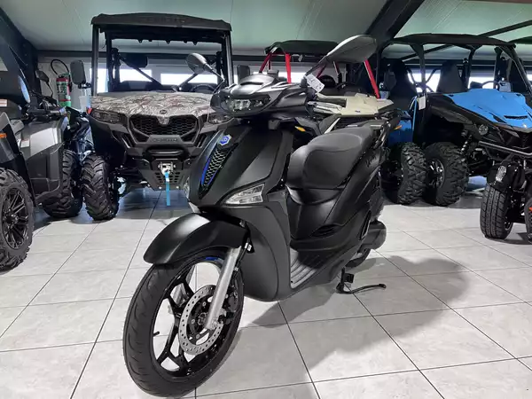 Piaggio Liberty 50 4T SPORT - Photo 2