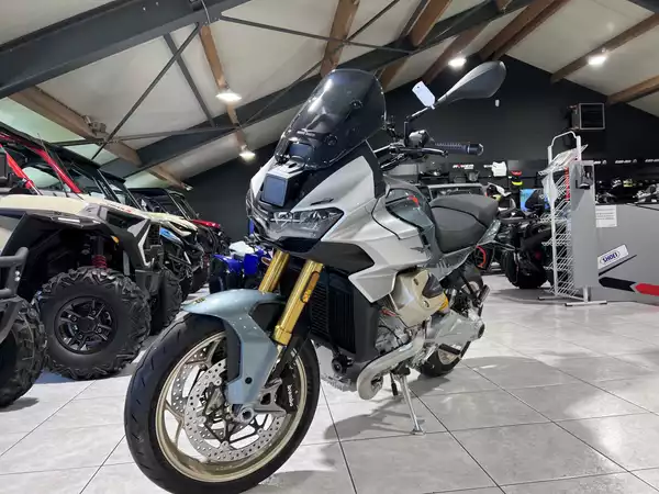 Moto Guzzi V 100 S MANDELLO PFF - Photo 2
