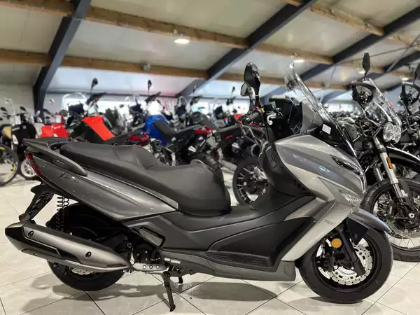 Kymco X-Town 300 ABS - Photo 1