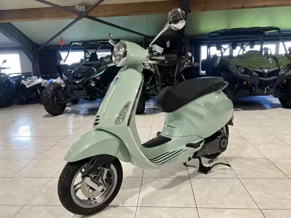 Vespa Elettrica 45 Km/h - Photo 2