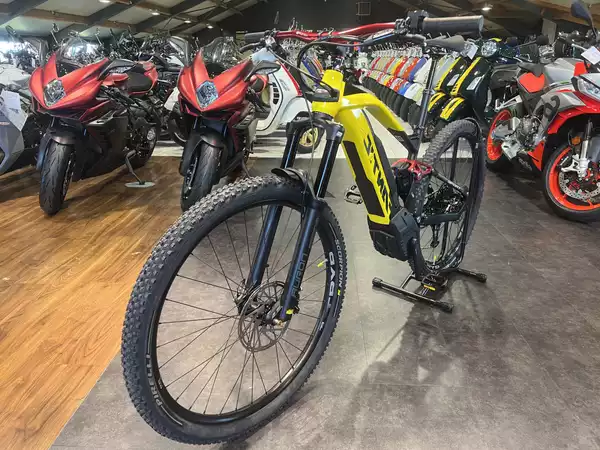 Fantic XTF 1.5 SPORT M ALU BROSE 90 Nm, taille S 630 Wh, 12 V, 29''-29'', freins 4 pistons. - Photo 2