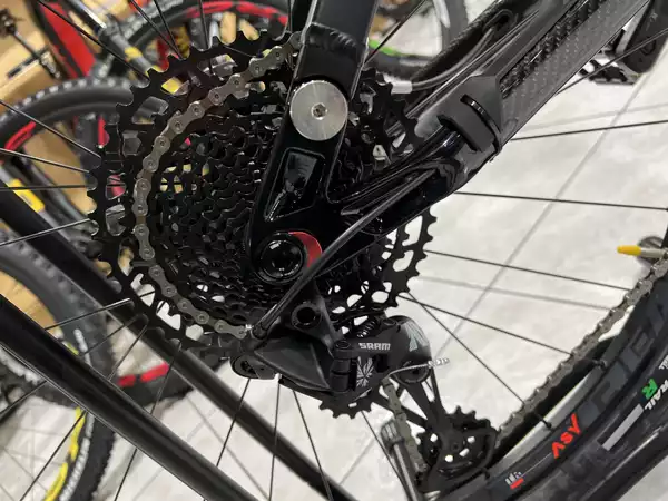 Fantic XTF 1.5 Carbon XL 720 Wh, 29''-29'', freins 2 pistons, 90 Nm - Photo 2