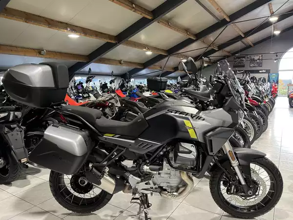 Moto Guzzi Stelvio PFF Rider Assistance Solution 1000 - Photo 1