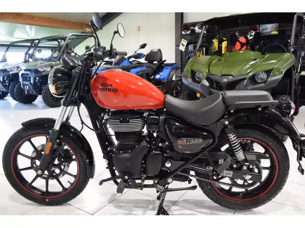 Royal Enfield Meteor 350 FIREBALL RED - Photo 3
