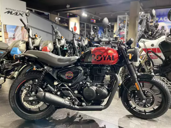 Royal Enfield Hunter 350 REBEL RED - Photo 1