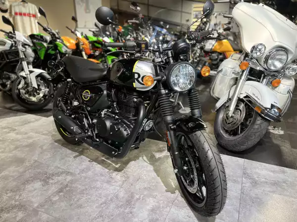 Royal Enfield Hunter 350 REBEL BLACK - Photo 3