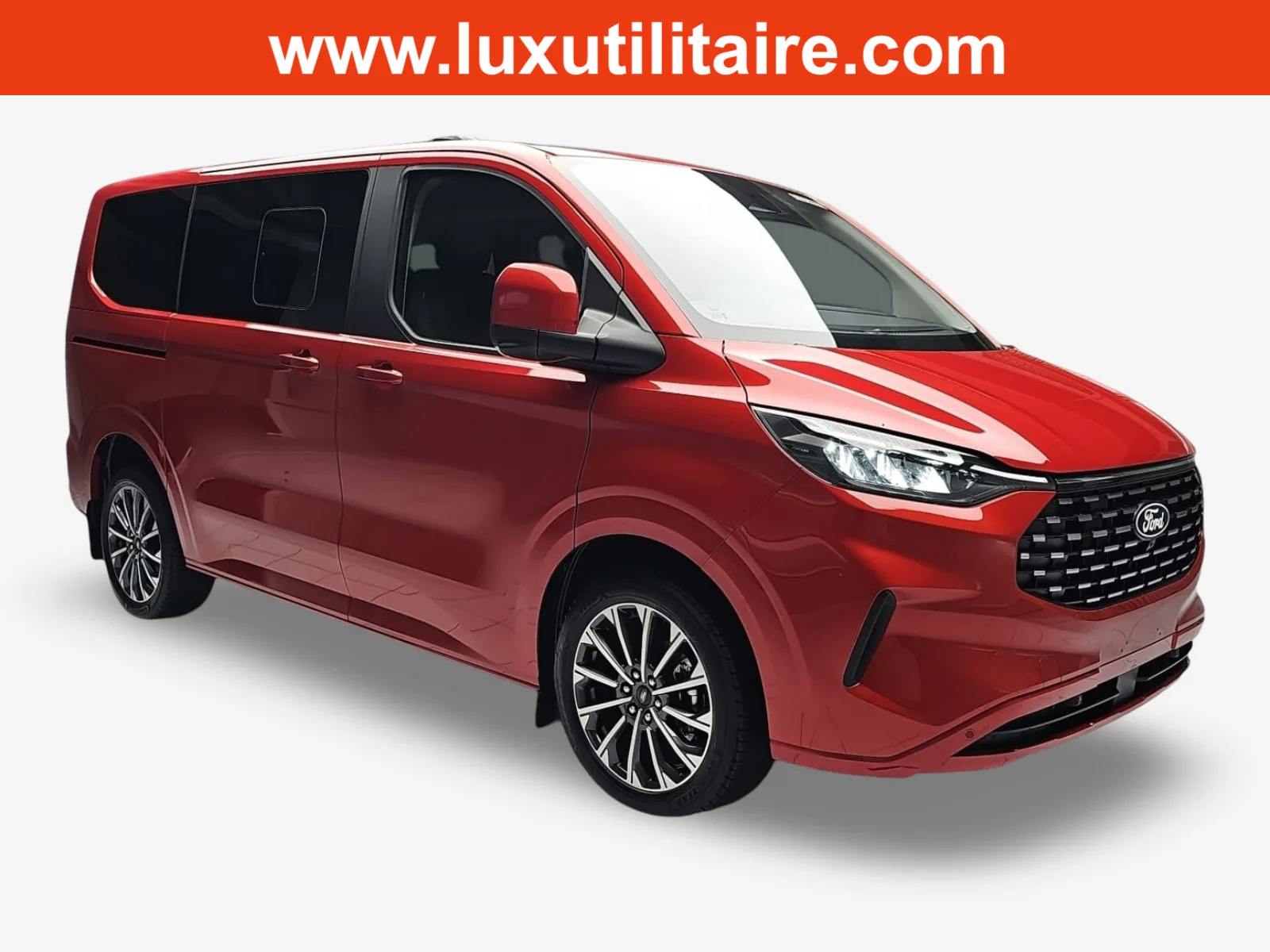 Ford Tourneo Custom 2.0 TDCI ECOBLUE 170 L1 Titanium X - Photo 1